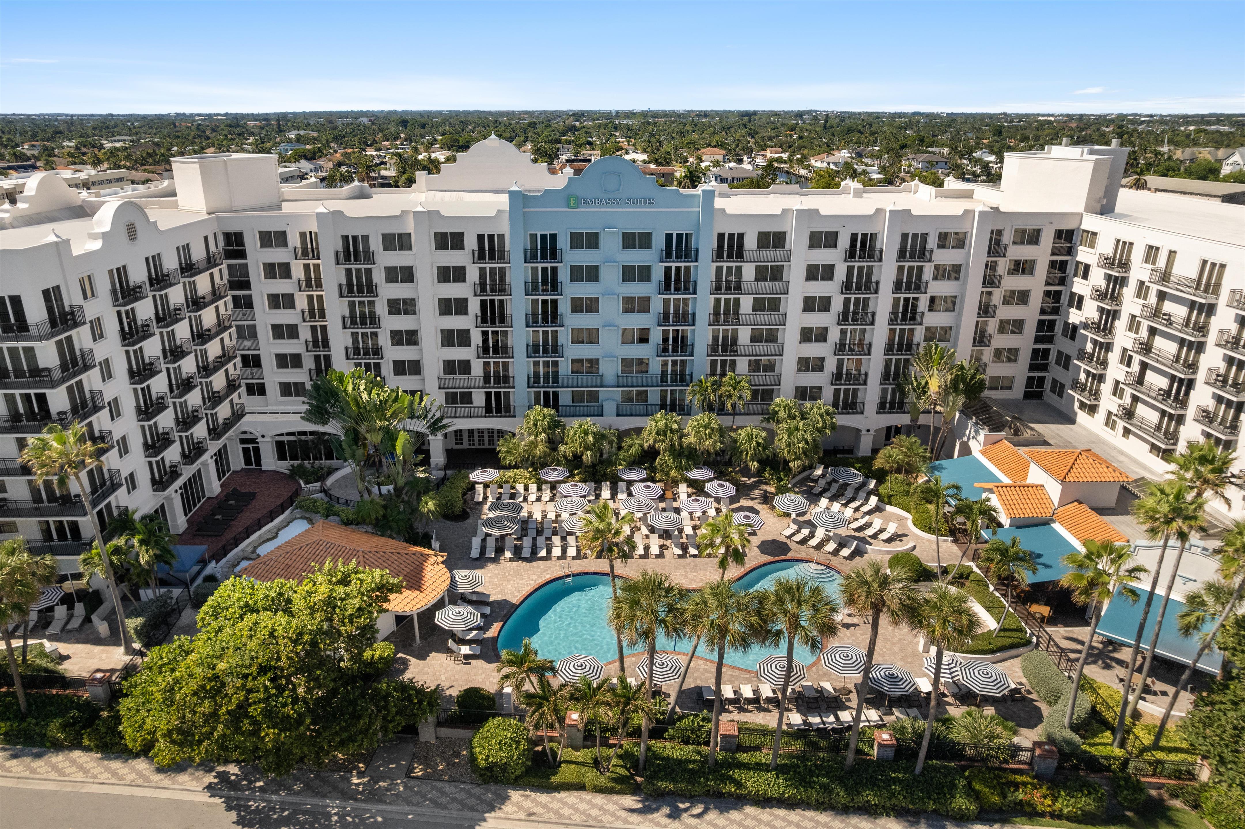 Pool | Embassy Suites Deerfield Beach - Resort & Spa