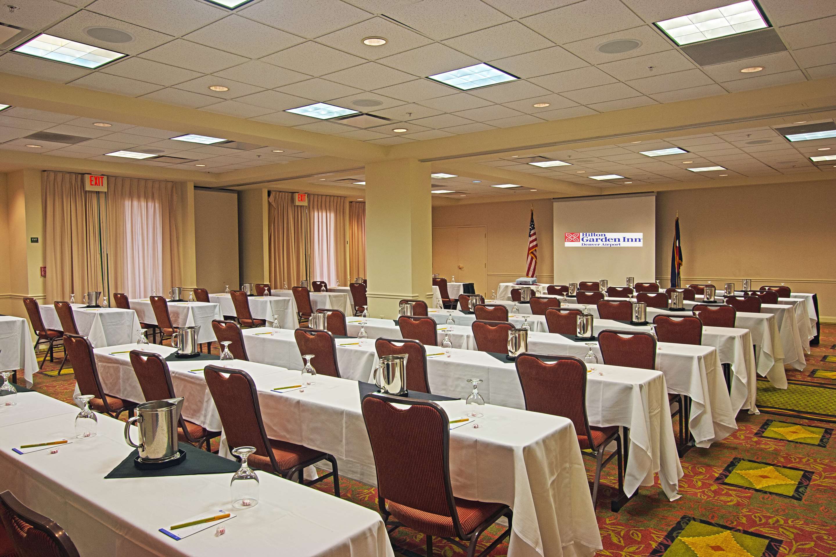 Meeting Room | Hilton Garden Inn Denver Airport