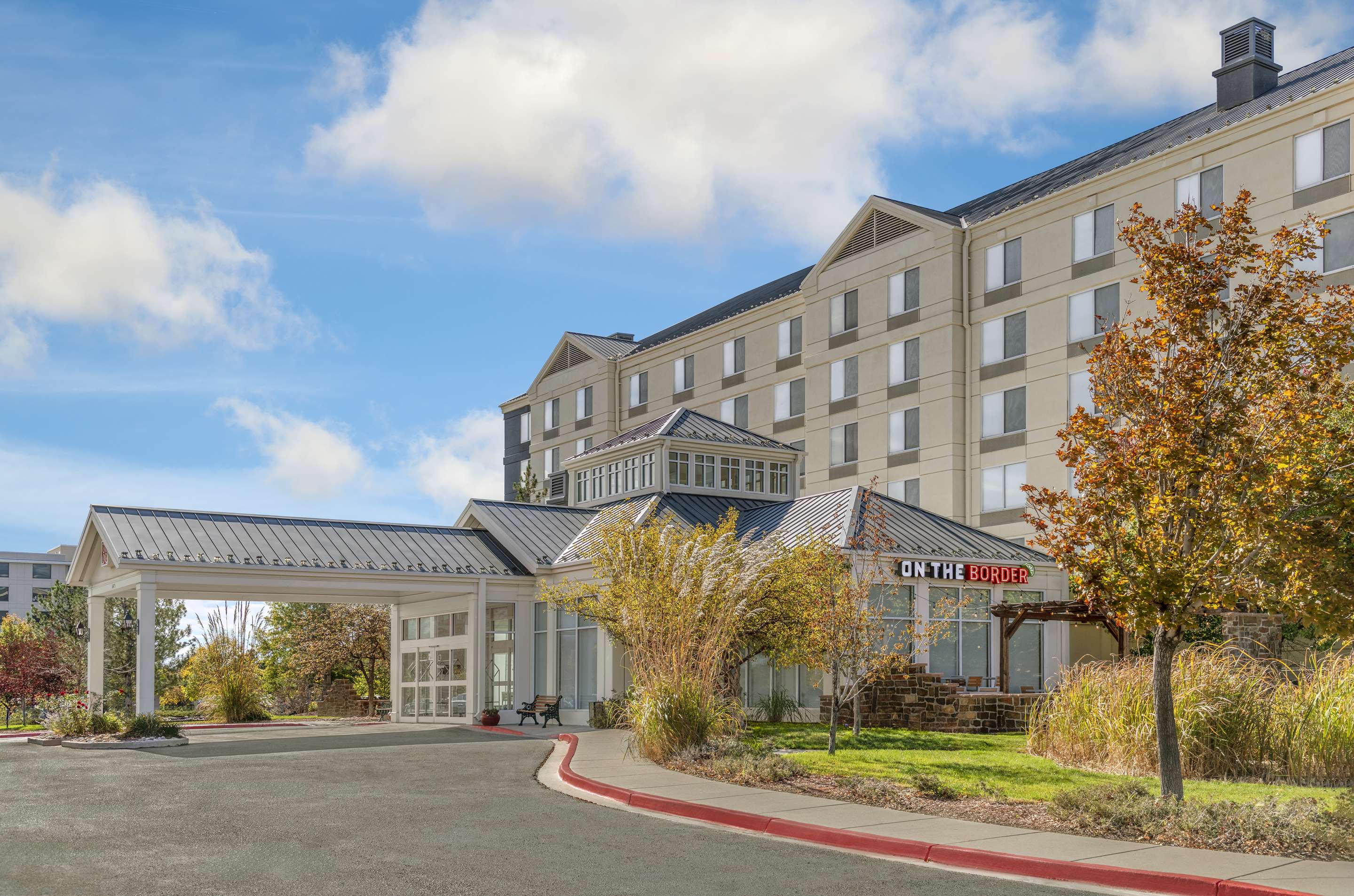 Exterior | Hilton Garden Inn Denver Airport