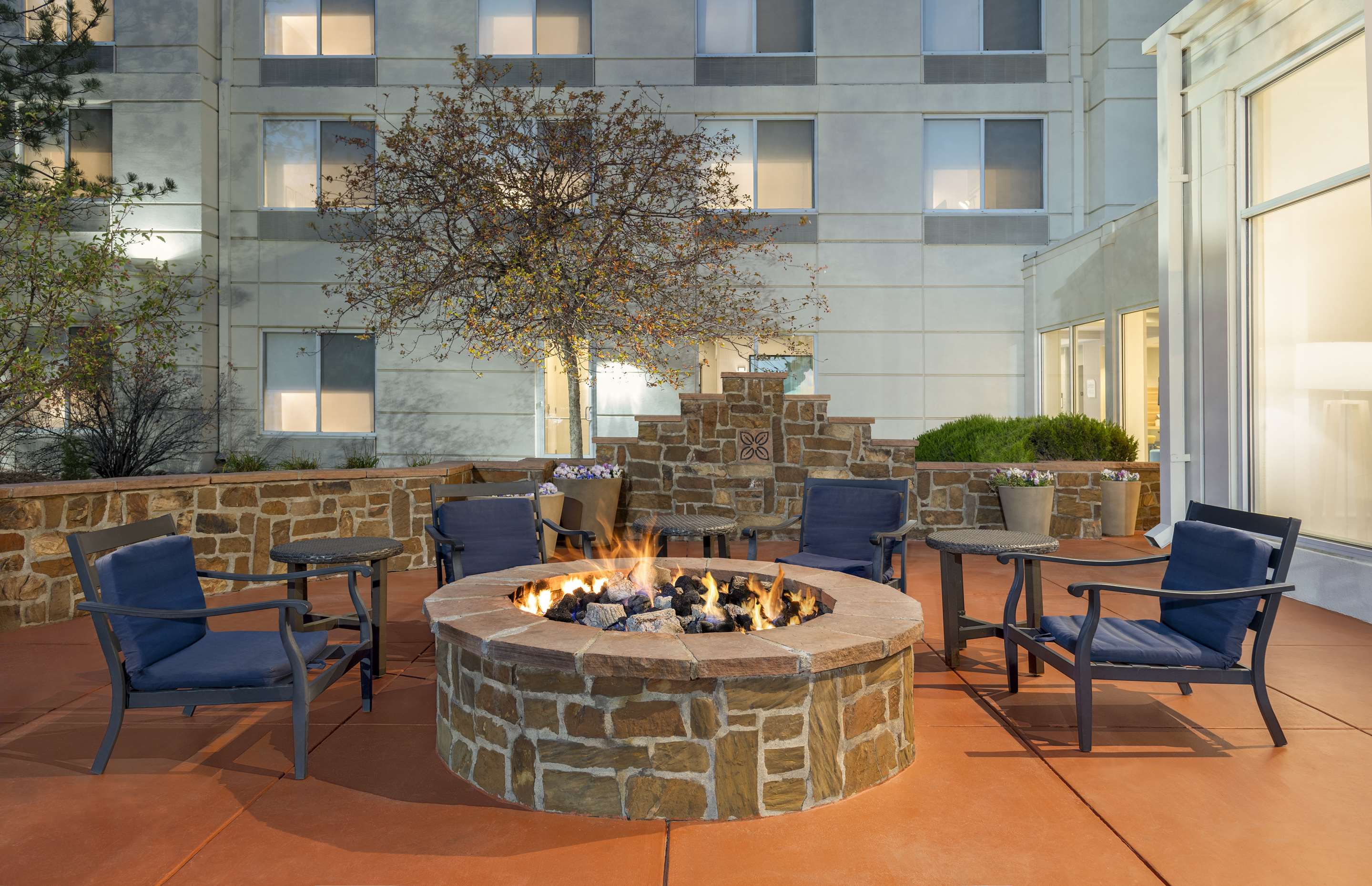 Exterior | Hilton Garden Inn Denver Airport
