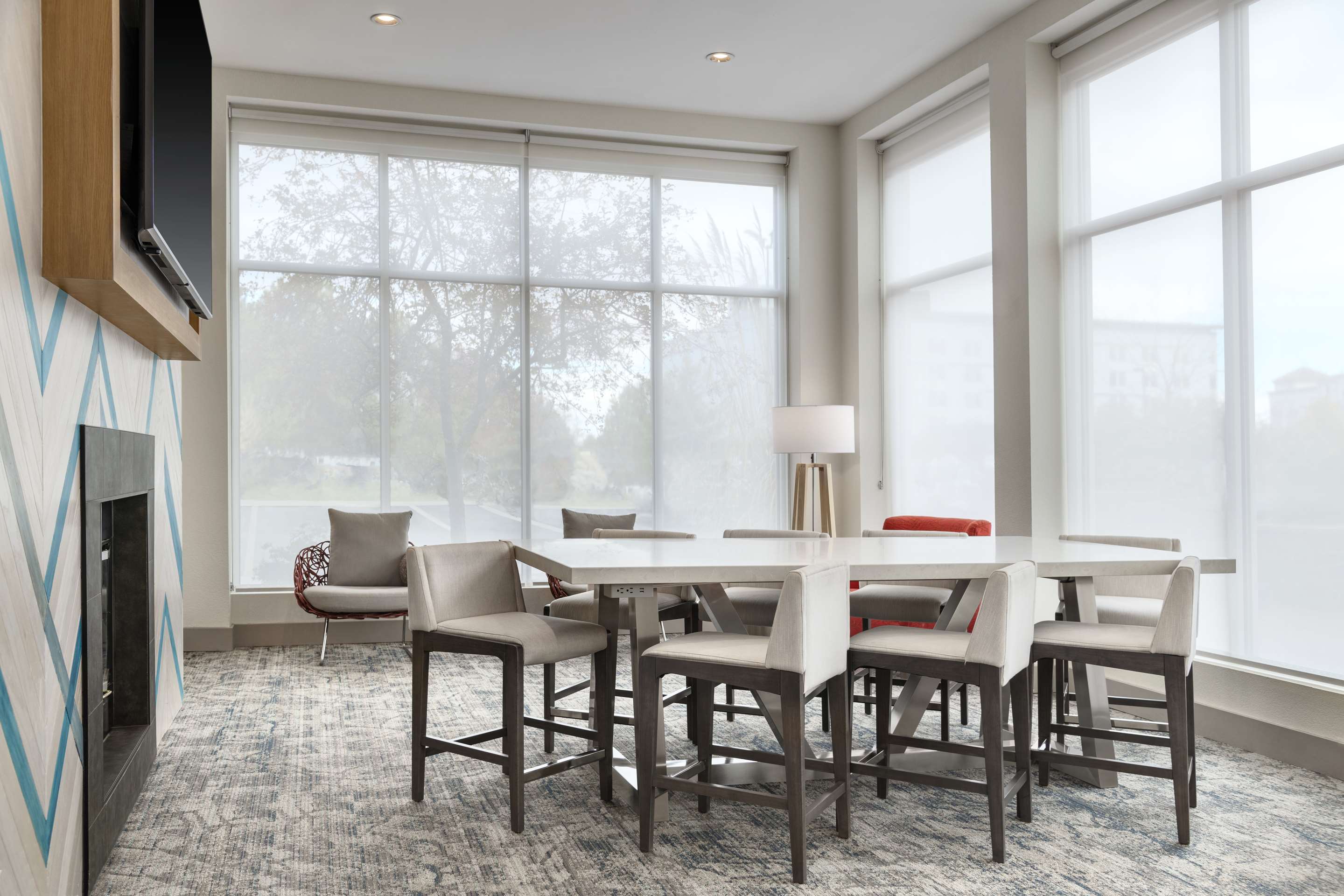 Lobby | Hilton Garden Inn Denver Airport