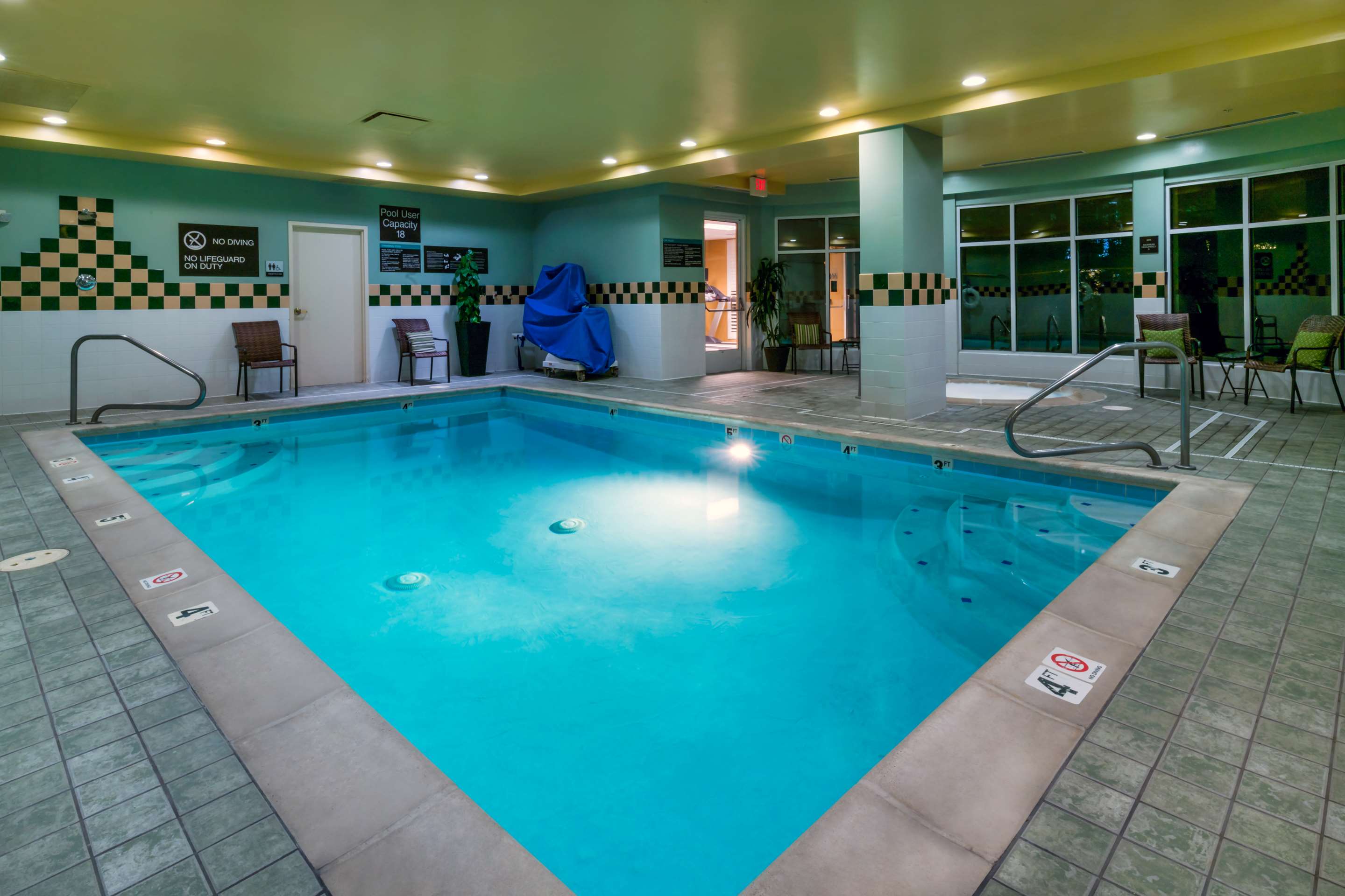 Pool | Hilton Garden Inn Denver Airport