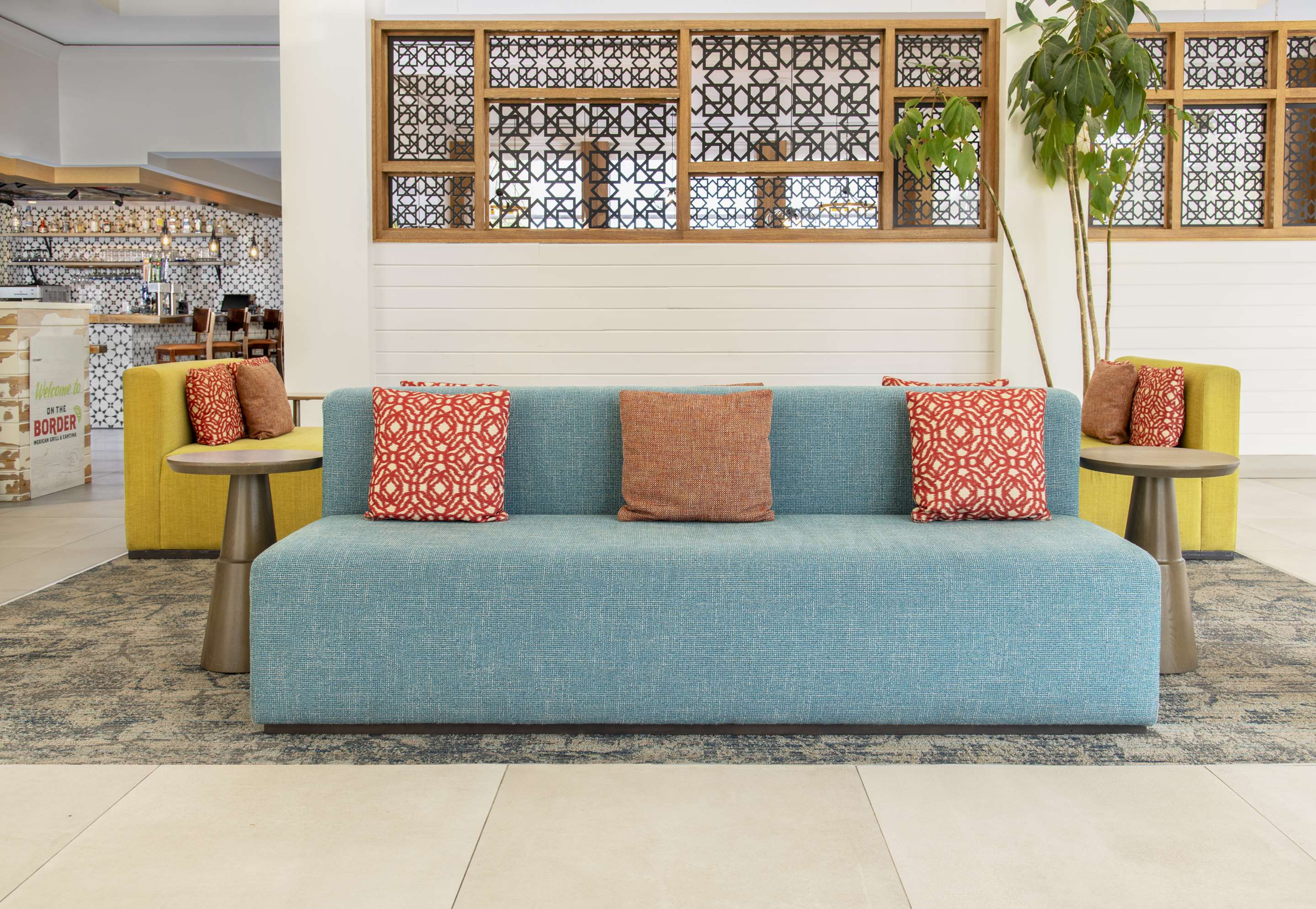 Lobby | Hilton Garden Inn Denver Airport