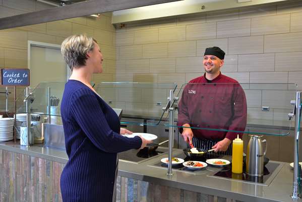 Bar - Embassy Suites West of Denver Airport