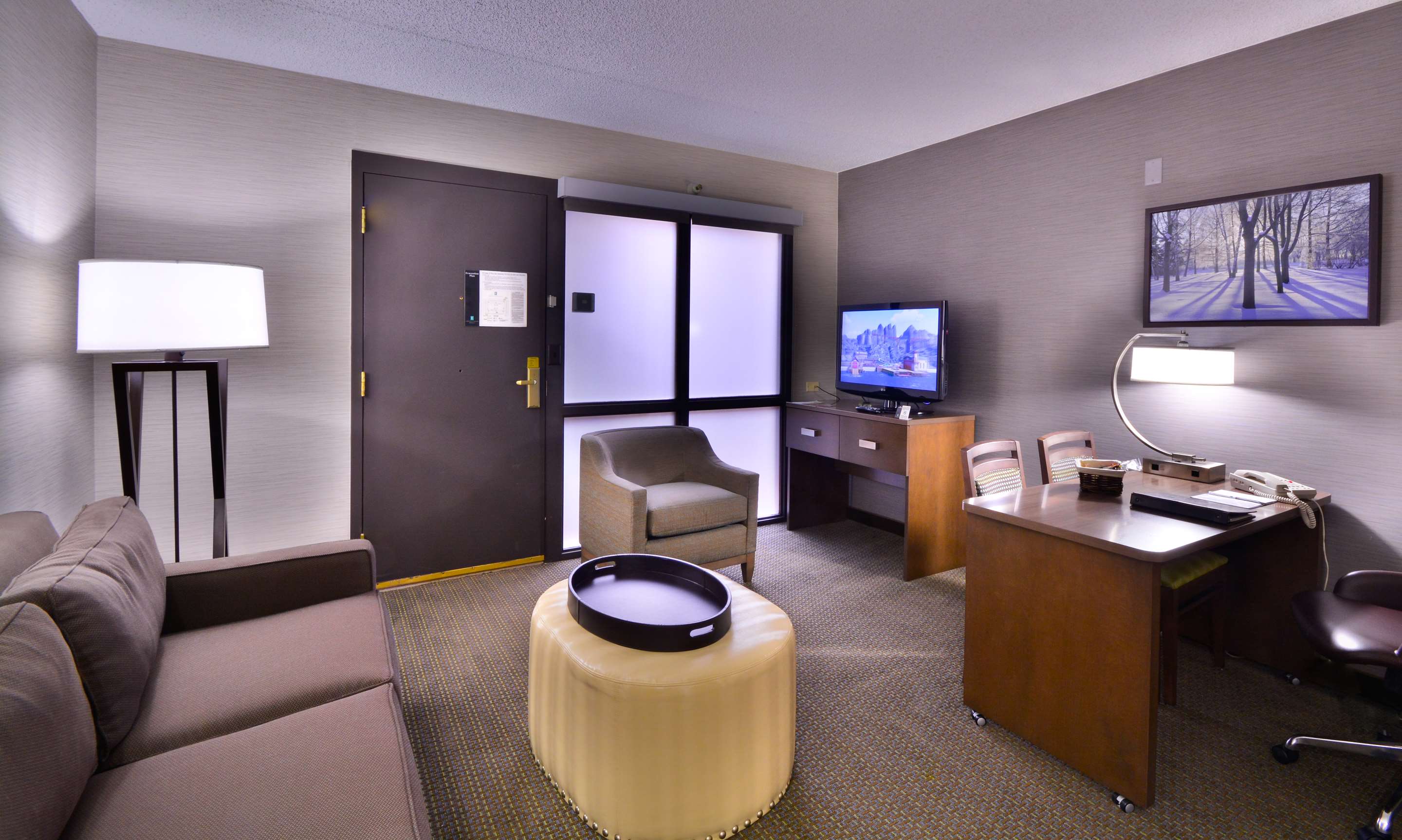 Guest room