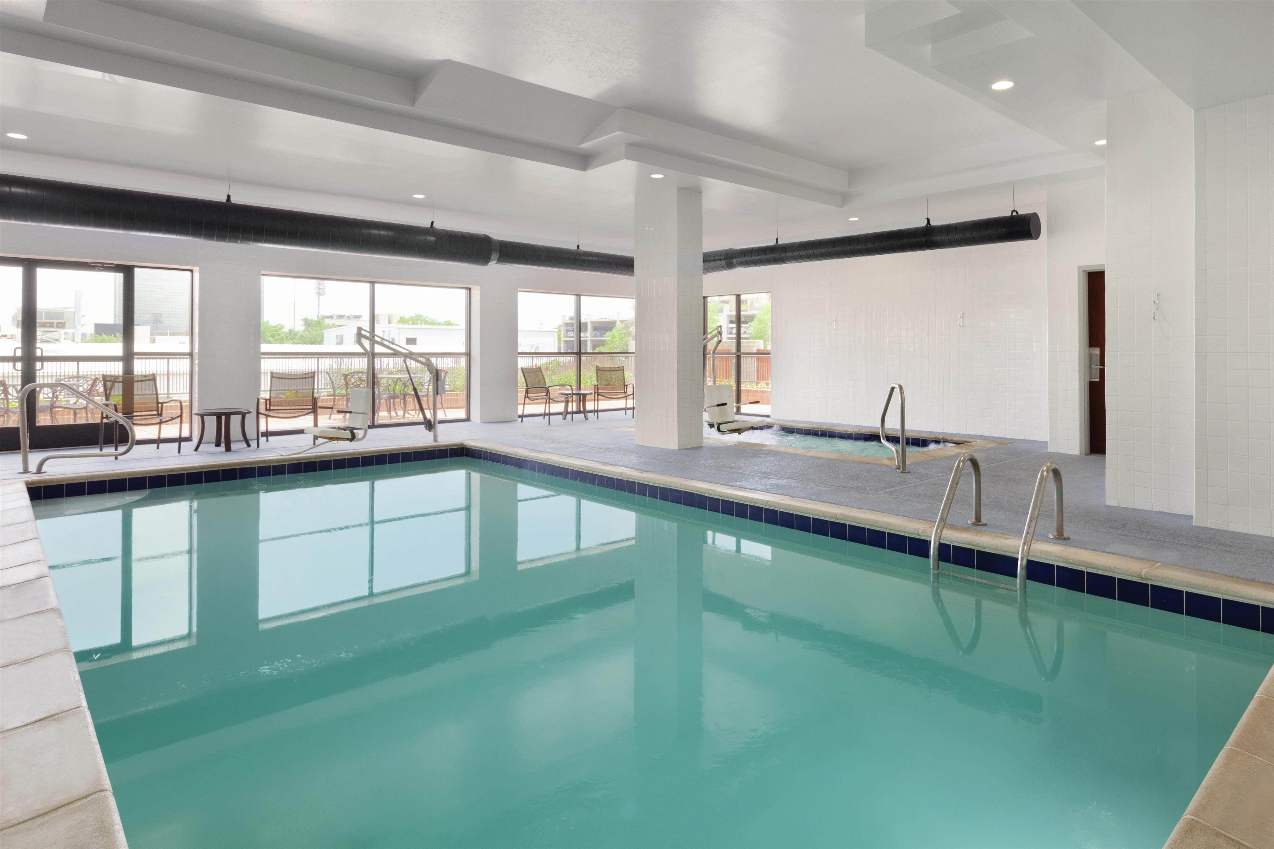 Pool | Hampton Inn & Suites Denver - Cherry Creek