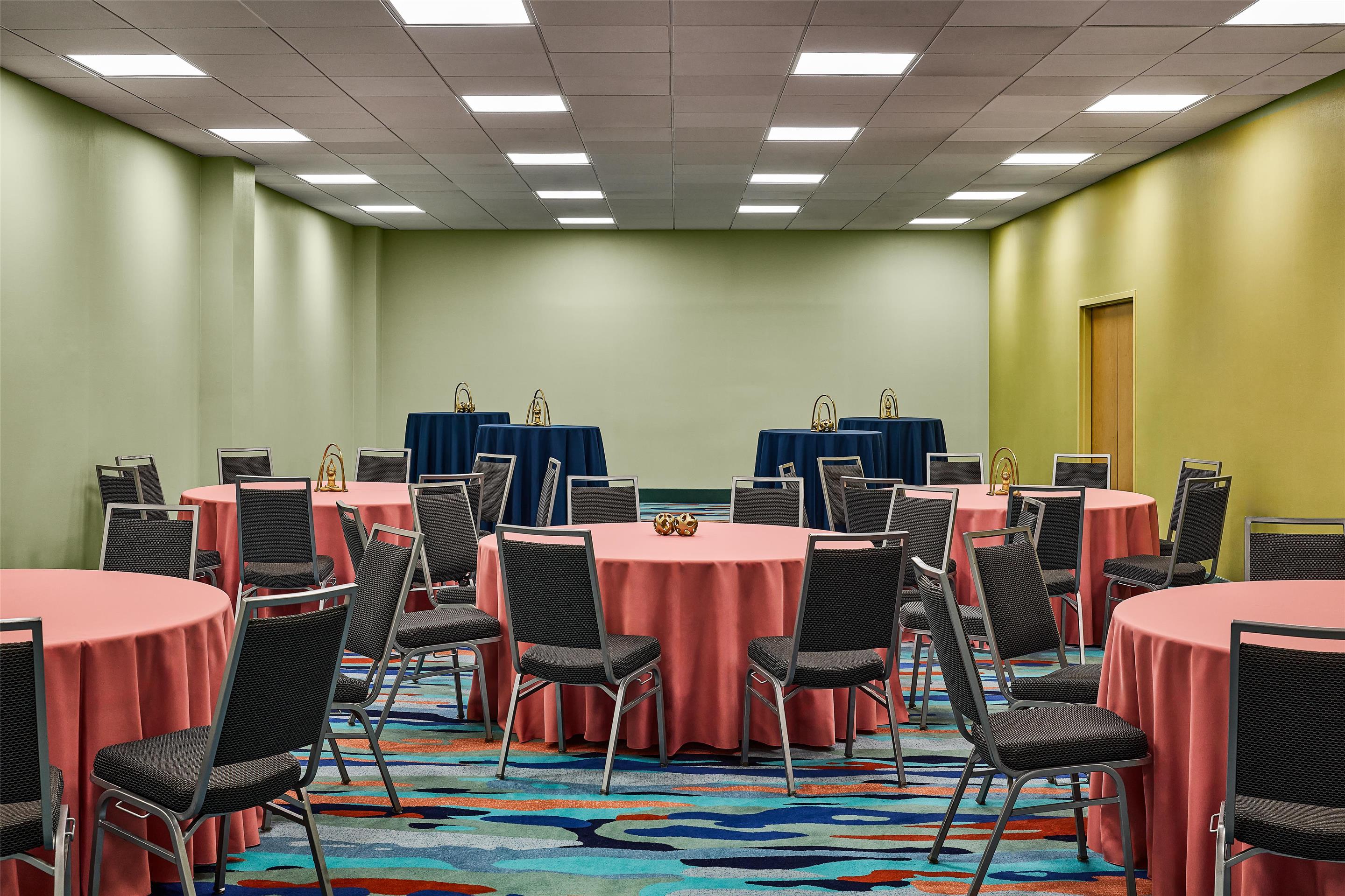 Meeting Room | the Curtis Denver - a DoubleTree by Hilton Hotel