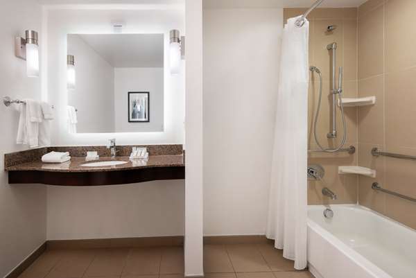  - Hilton Garden Inn Cherry Creek Denver