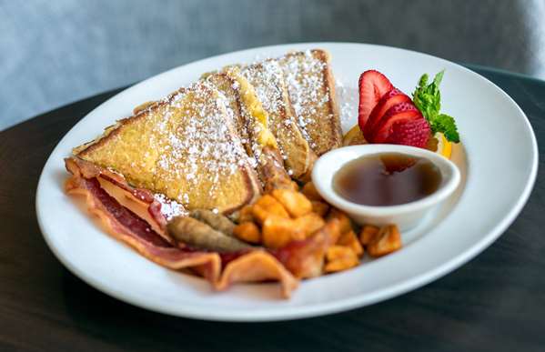 Restaurant - Hilton Garden Inn Cherry Creek Denver