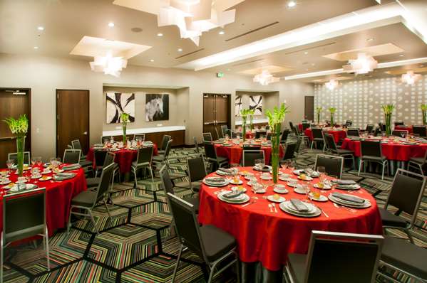 Restaurant - Hampton Inn & Suites Convention Center Denver