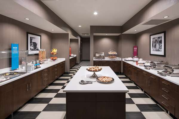 Amenities - Hampton Inn & Suites Convention Center Denver