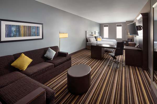  - Hampton Inn & Suites Convention Center Denver