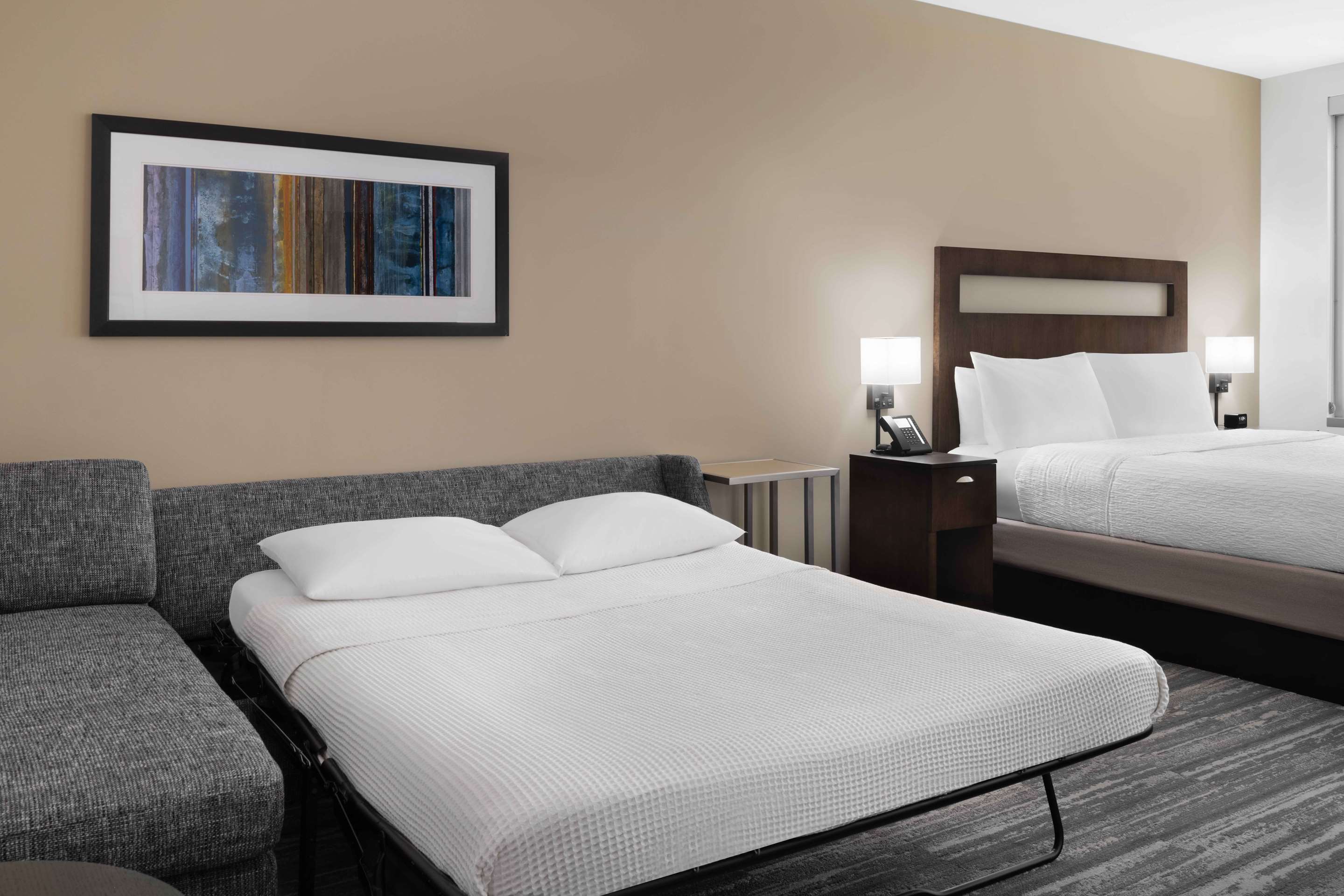 Guest room