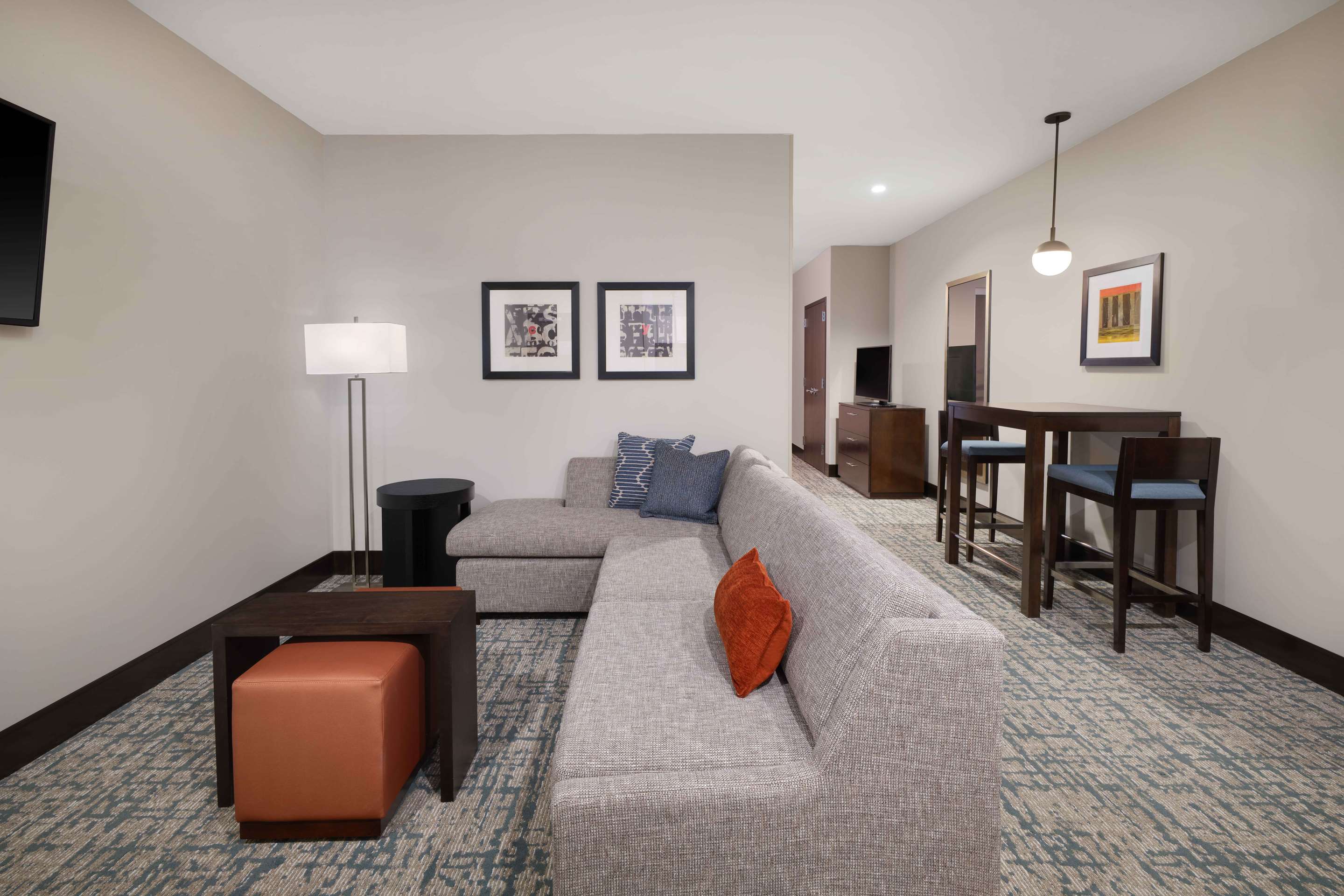 Guest room