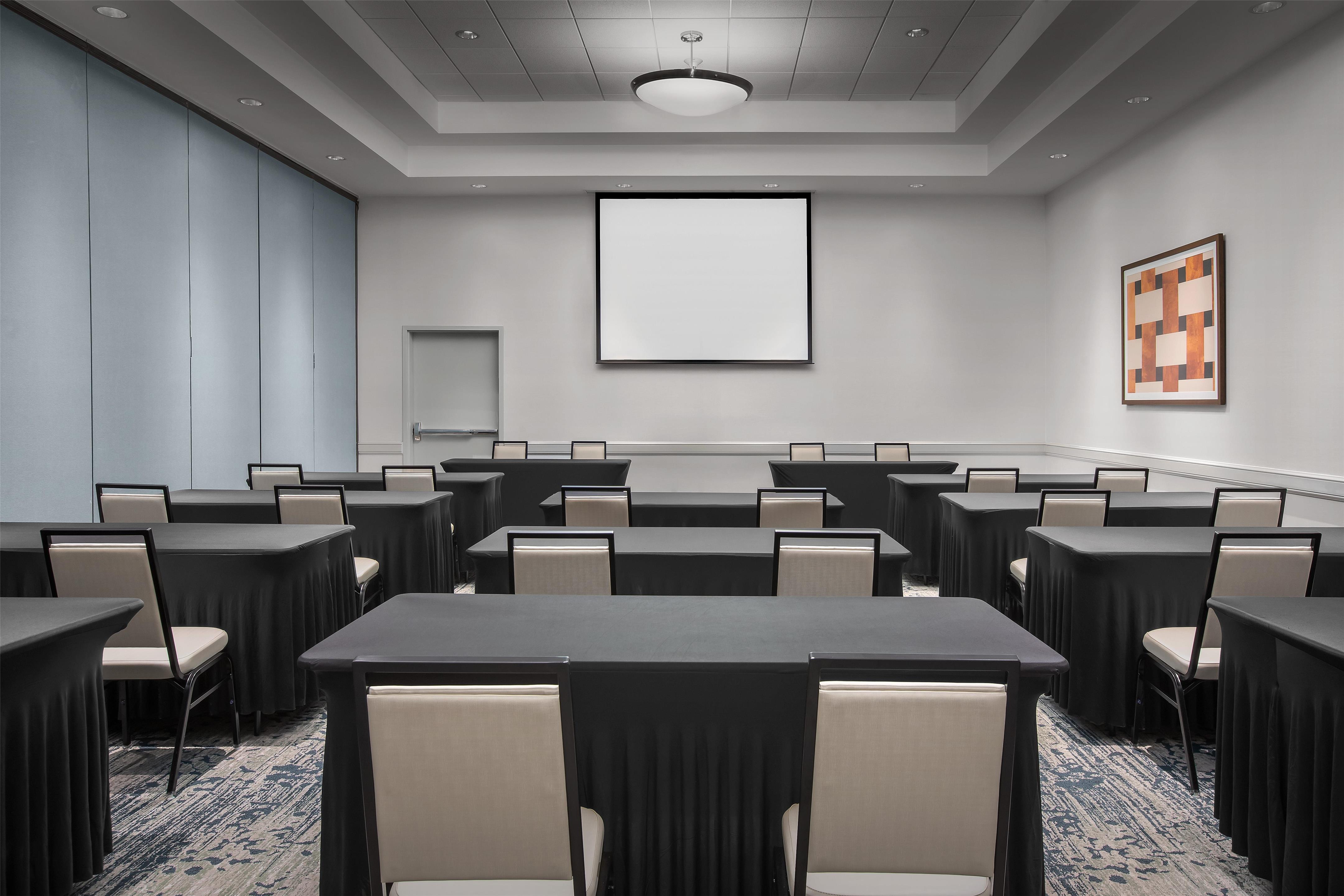 Meeting Room | Hilton Garden Inn Denver Downtown