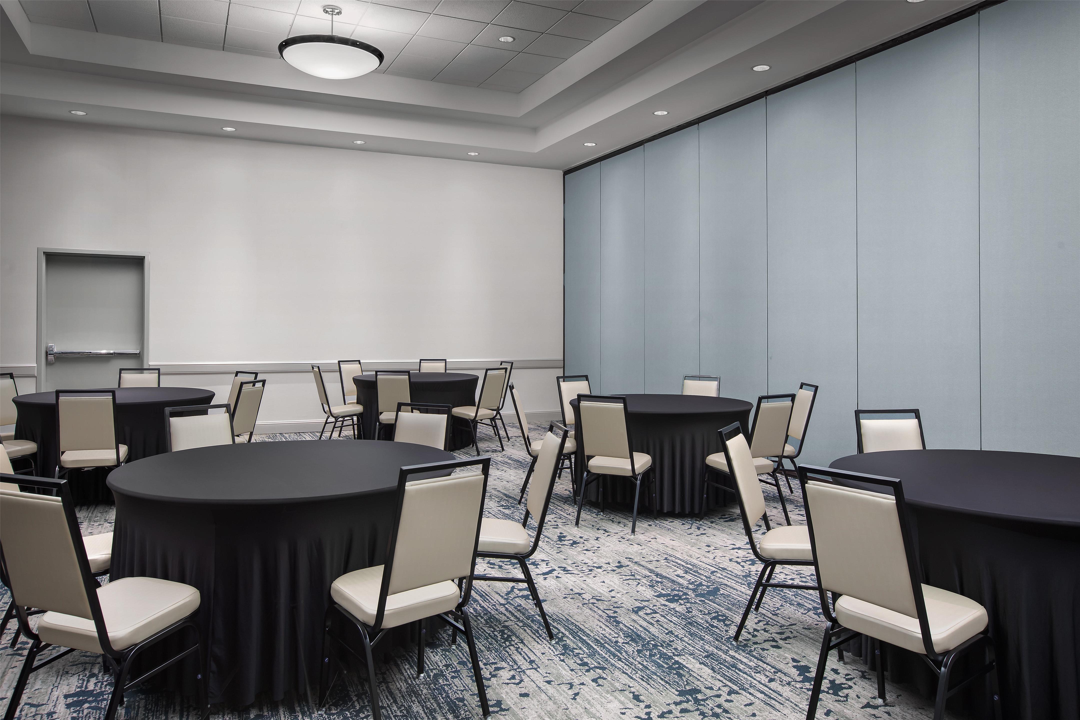 Meeting Room | Hilton Garden Inn Denver Downtown
