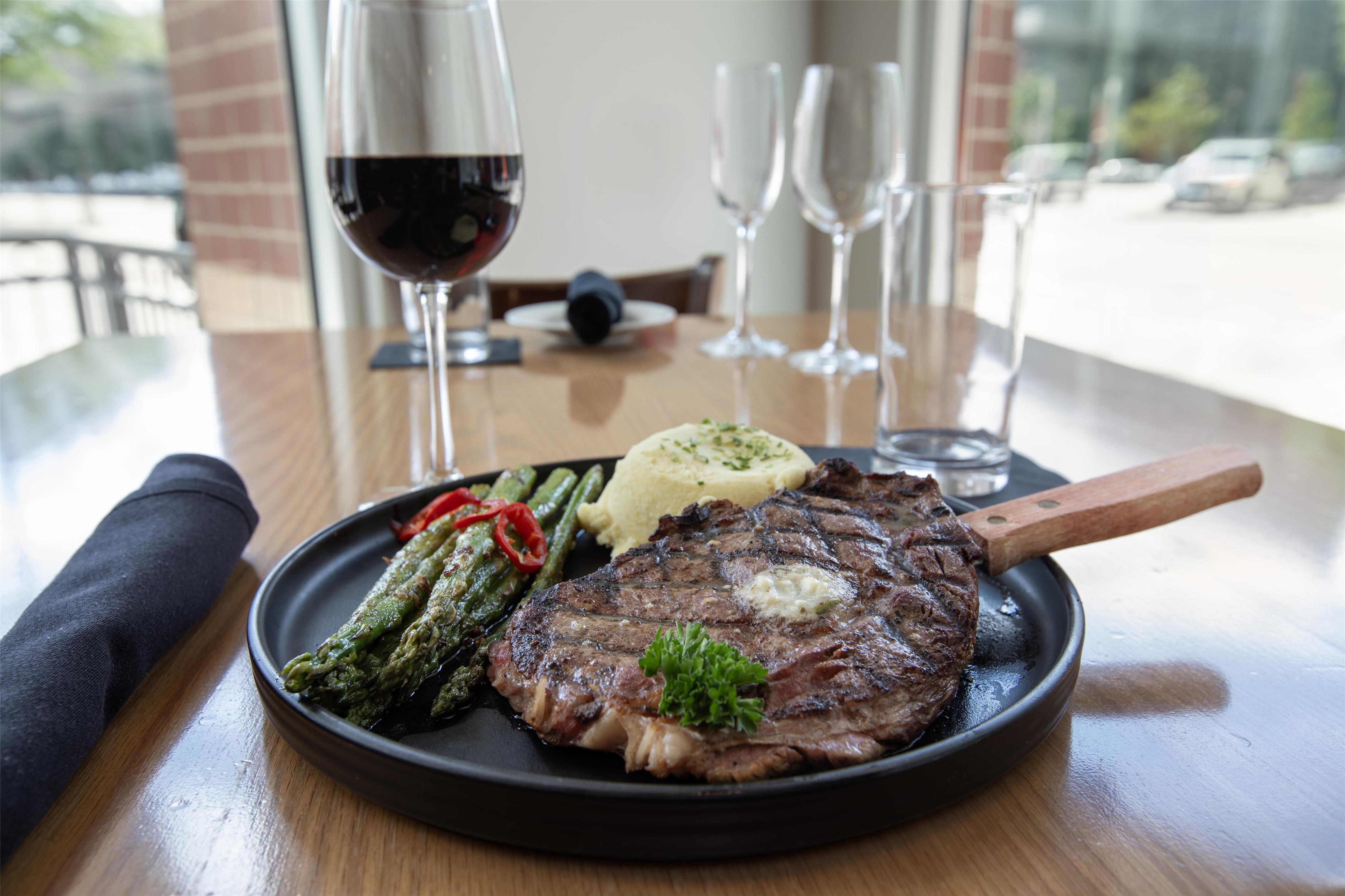 BarLounge | Hilton Garden Inn Denver Downtown