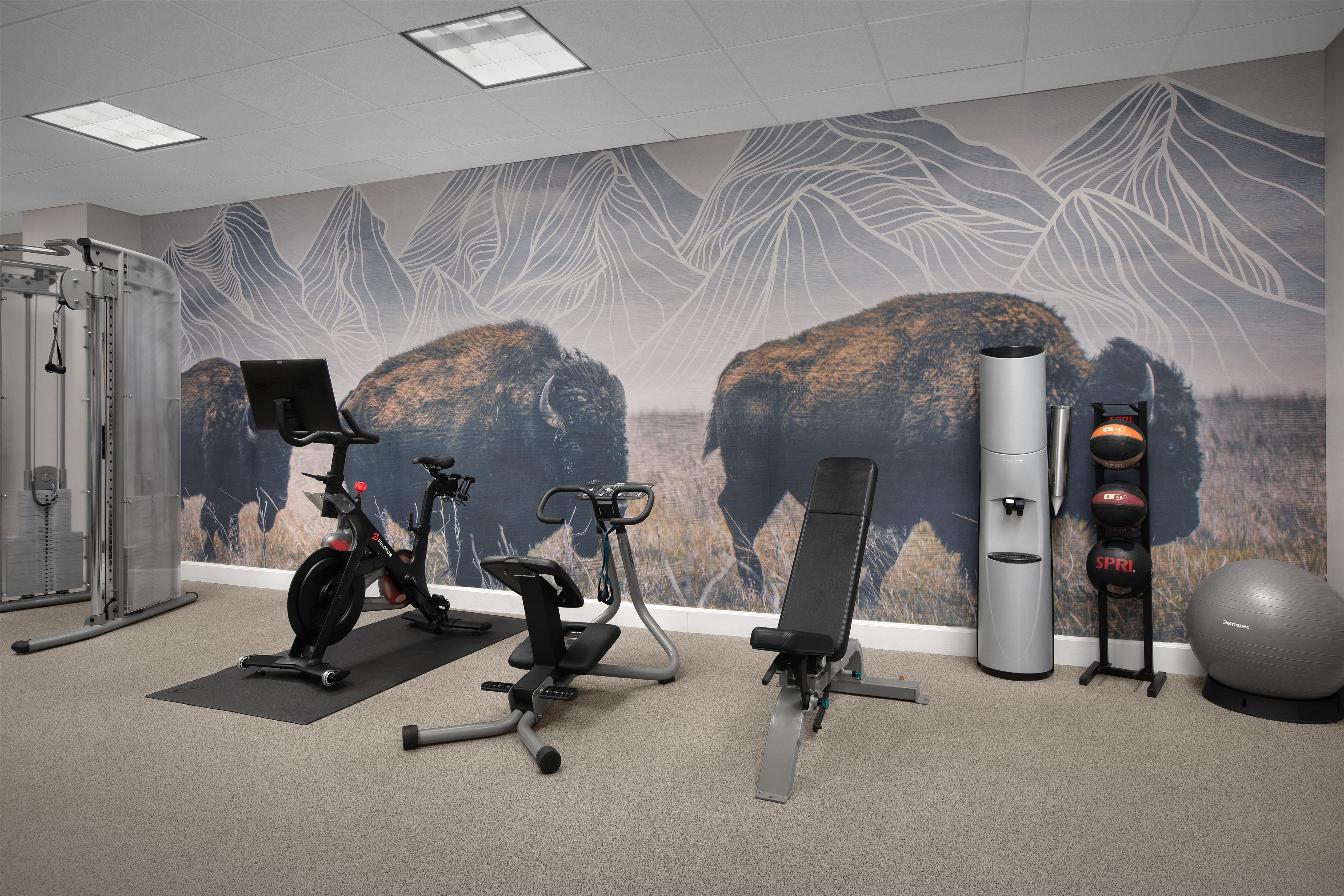 Health club fitness center gym | Hilton Garden Inn Denver Downtown