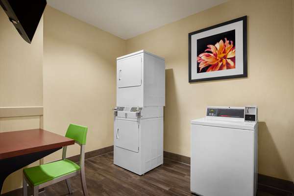  - Hilton Garden Inn Englewood - I-25, Exit 193