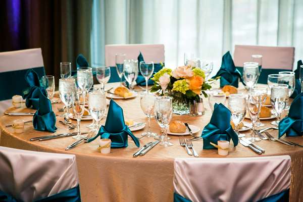 Exterior view - Embassy Suites Downtown Denver