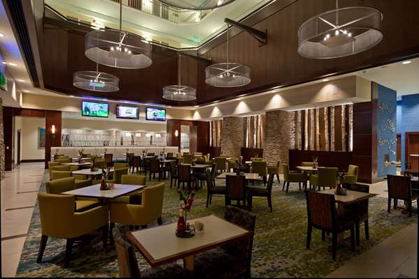 Restaurant - Embassy Suites Downtown Denver