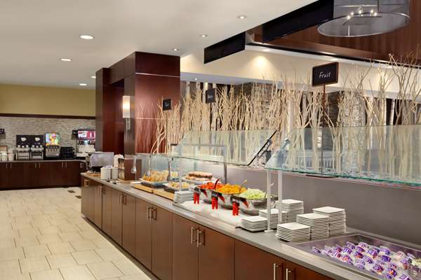 Restaurant - Embassy Suites Downtown Denver
