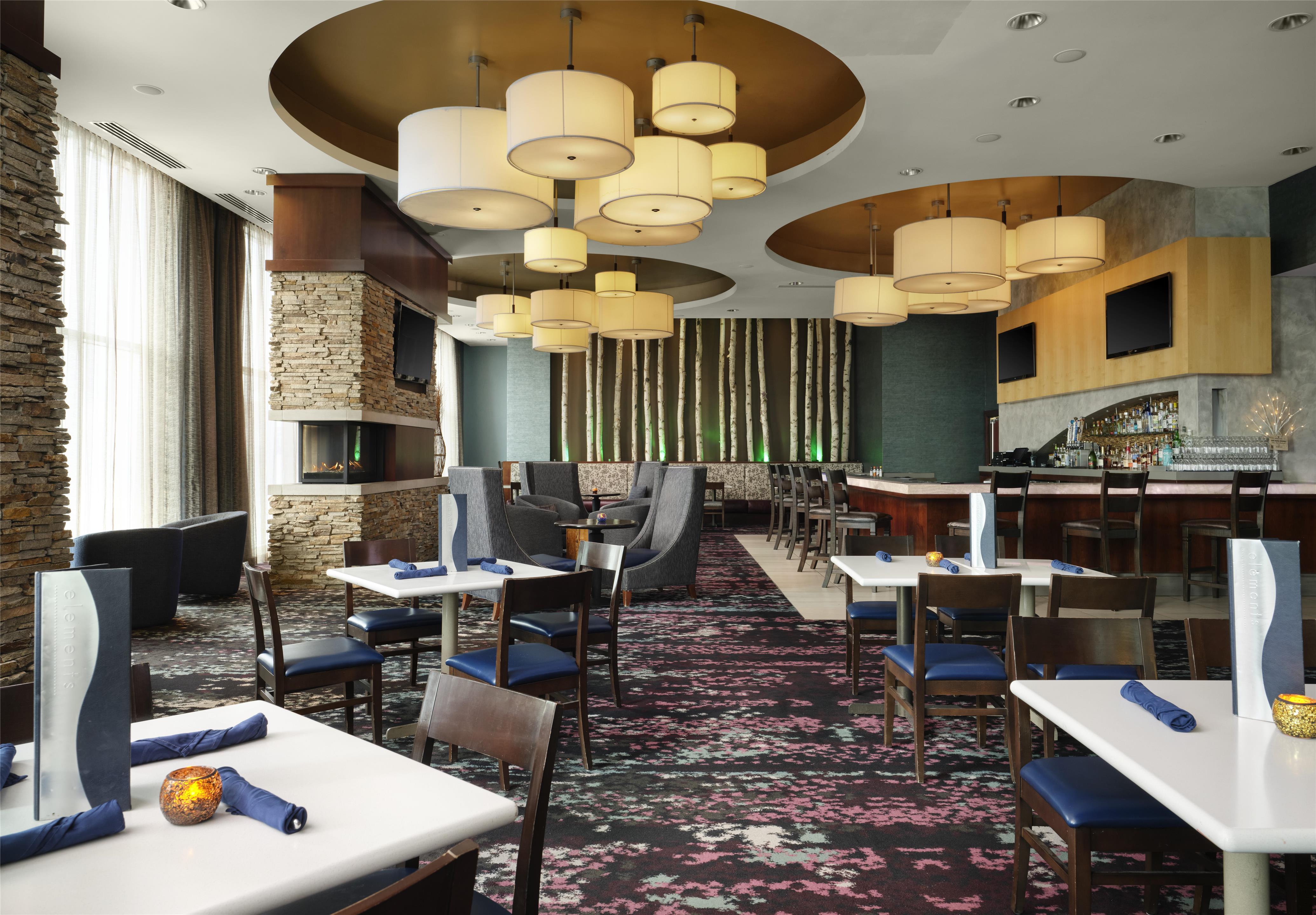 Restaurant | Embassy Suites by Hilton Denver Downtown Convention Center