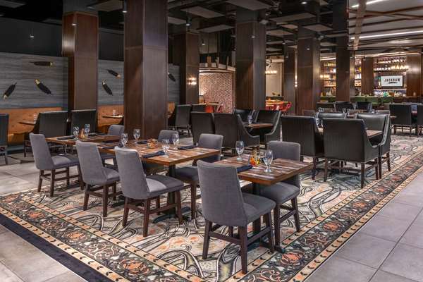 Restaurant - DoubleTree by Hilton Hotel Aurora