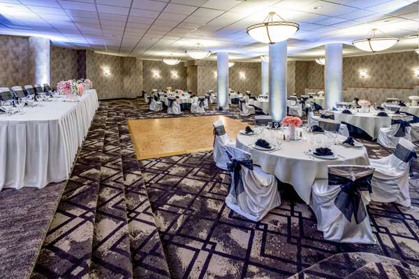  - DoubleTree by Hilton Hotel Aurora