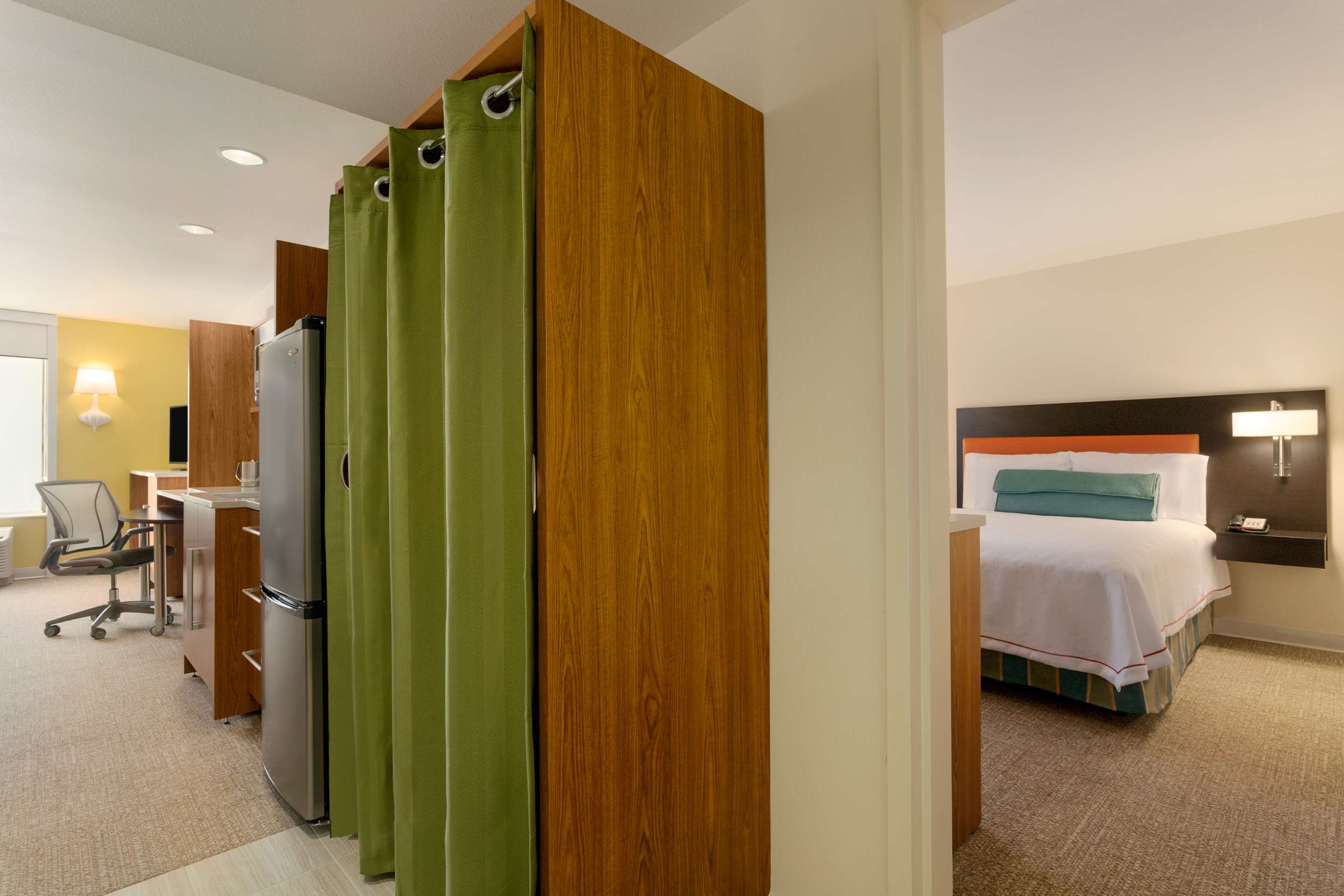 Guest room