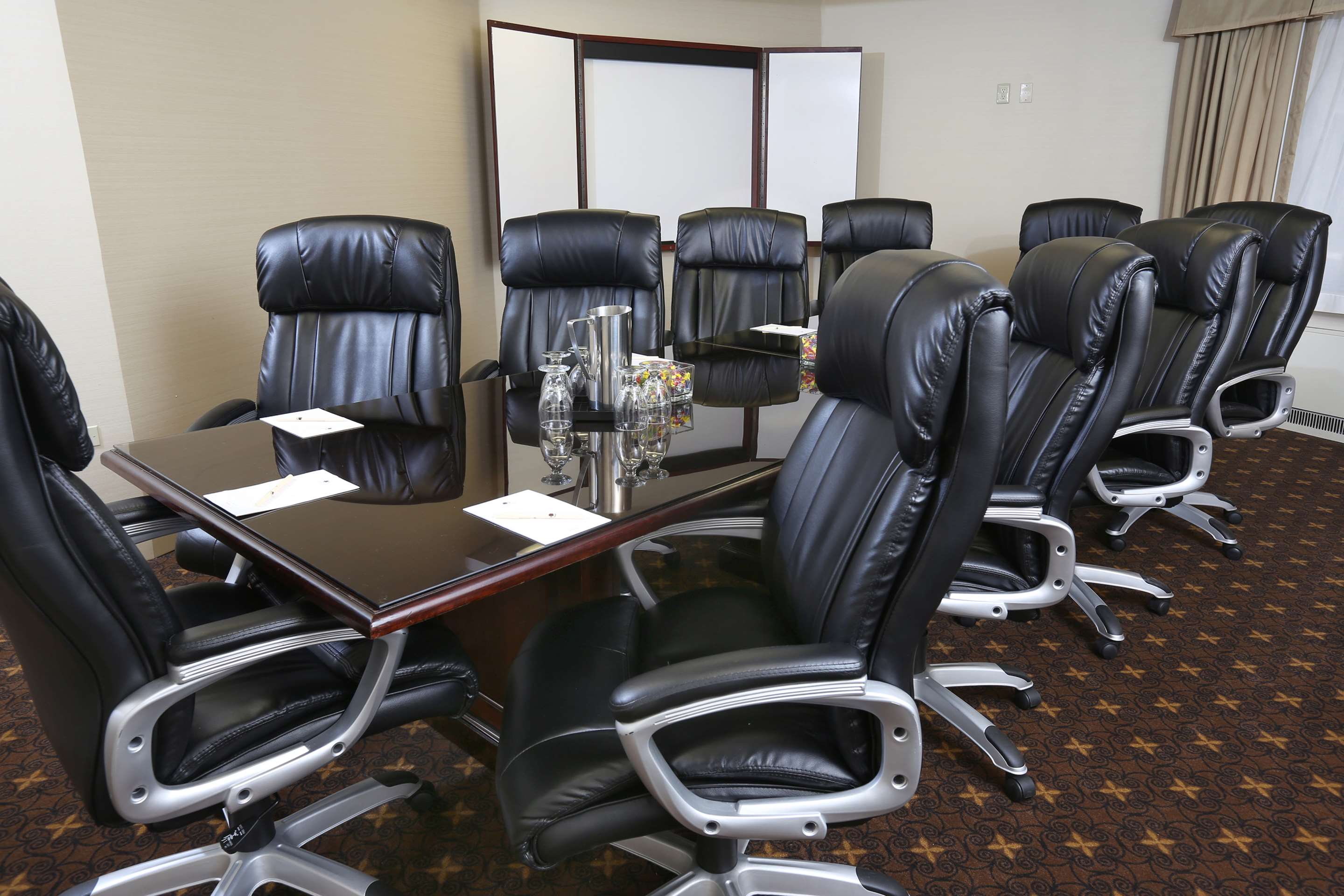 Meeting Room | DoubleTree by Hilton Denver - Thornton