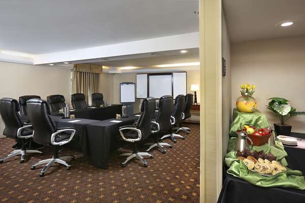 Restaurant - DoubleTree by Hilton Thornton - I-25, Exit 223