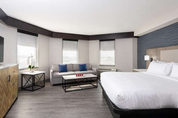  - DoubleTree by Hilton Thornton - I-25, Exit 223