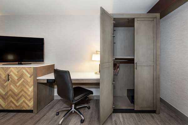  - DoubleTree by Hilton Thornton - I-25, Exit 223