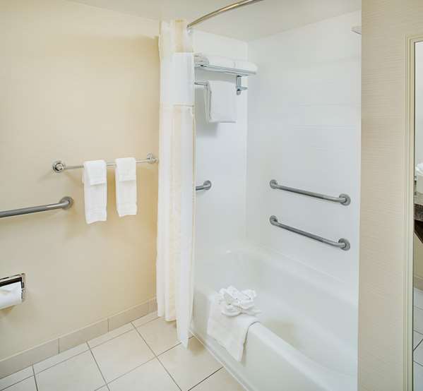  - Hilton Garden Inn Denver Tech Center - I-25, Exit 199