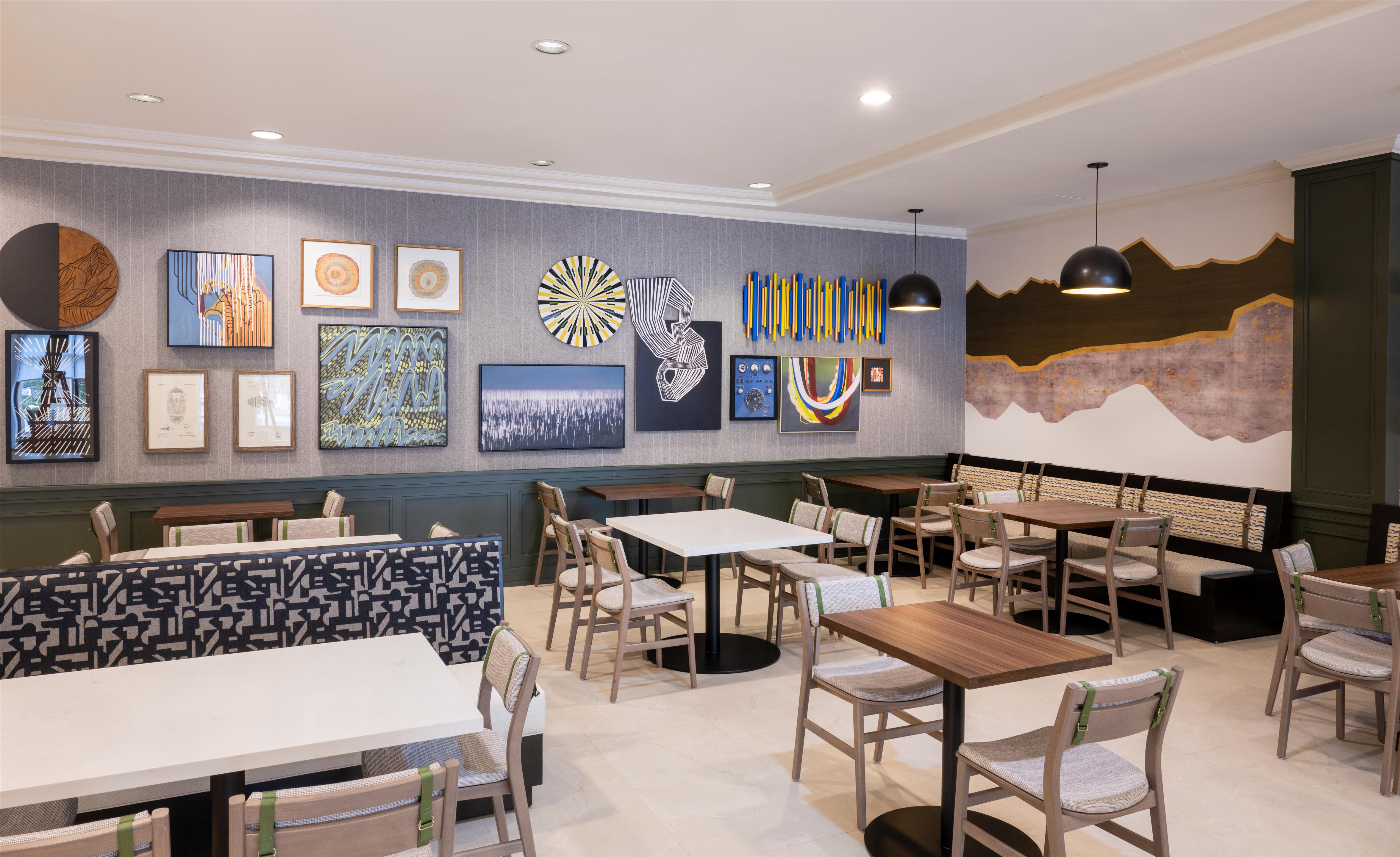 Breakfast Area | Hilton Garden Inn Denver Tech Center