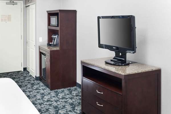  - Hilton Garden Inn Novi - I-96, Exit 162