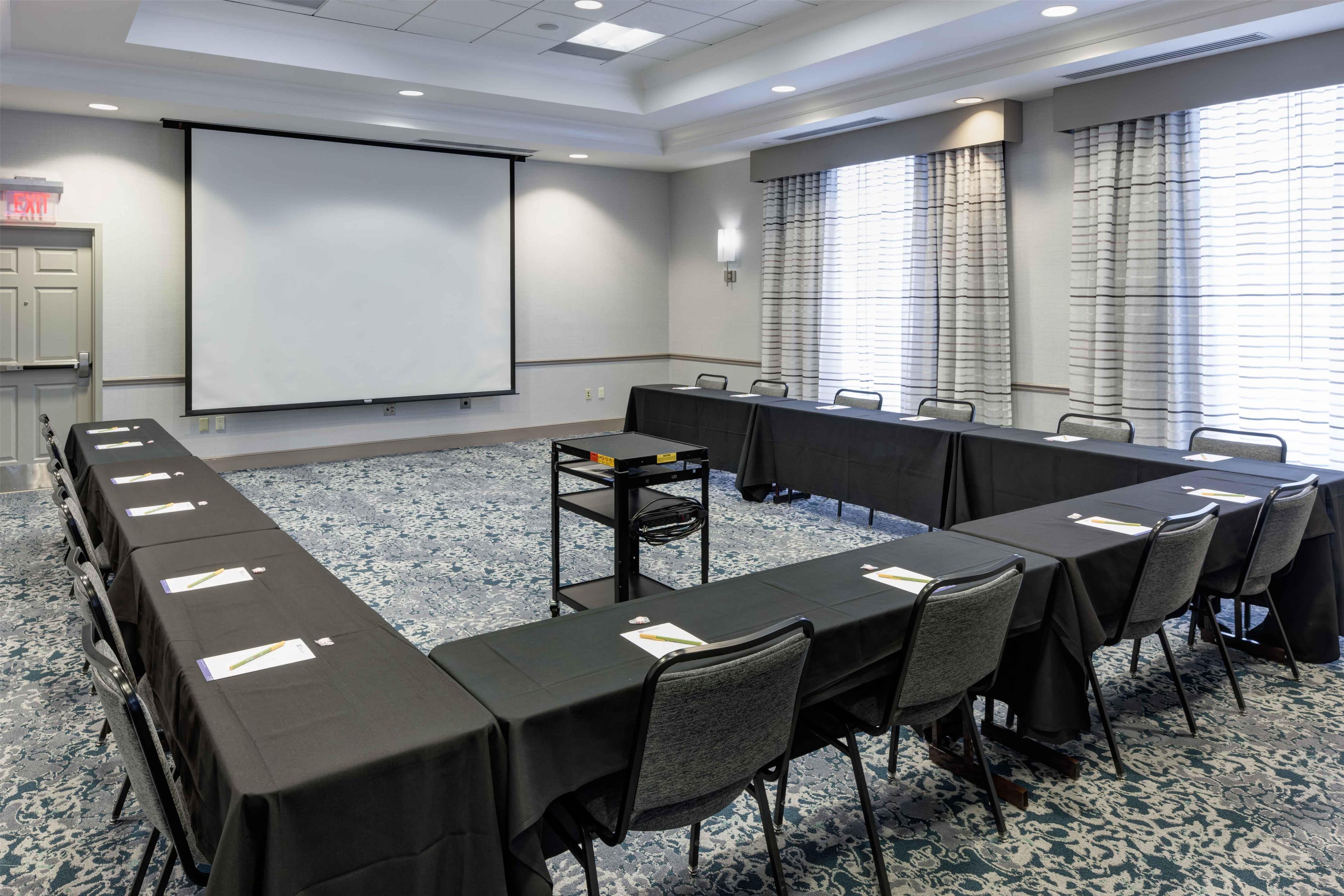Meeting Room | Hilton Garden Inn Detroit/Novi