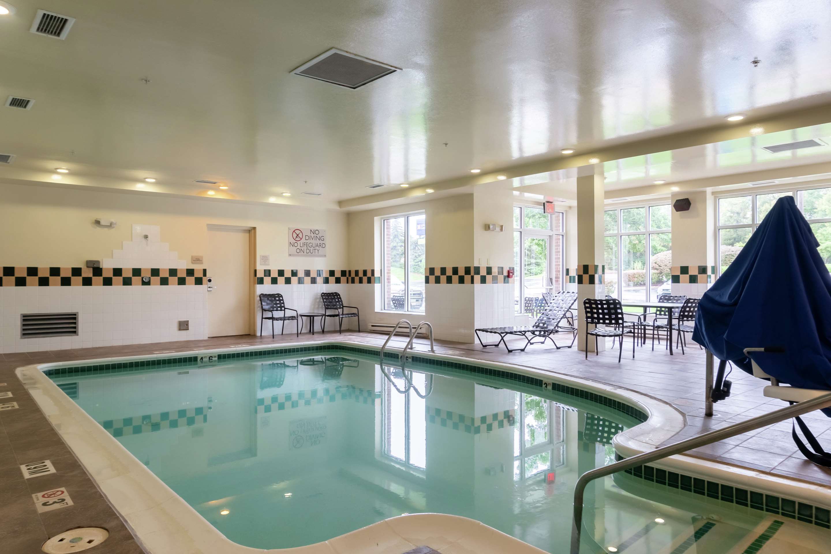 Pool | Hilton Garden Inn Plymouth