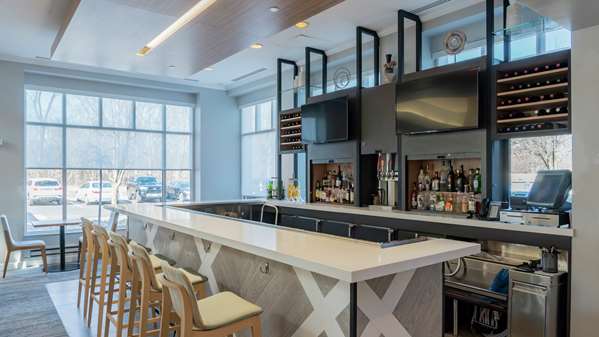 Bar - Hilton Garden Inn Plymouth