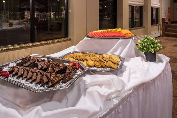 Restaurant - Hilton Garden Inn Southfield