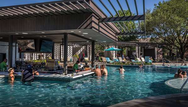 Pool - Hilton Anatole Hotel Dallas - I-35, Exit 430B