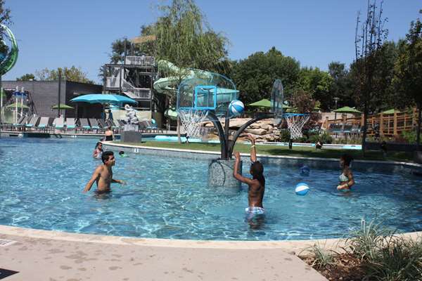 Pool - Hilton Anatole Hotel Dallas - I-35, Exit 430B