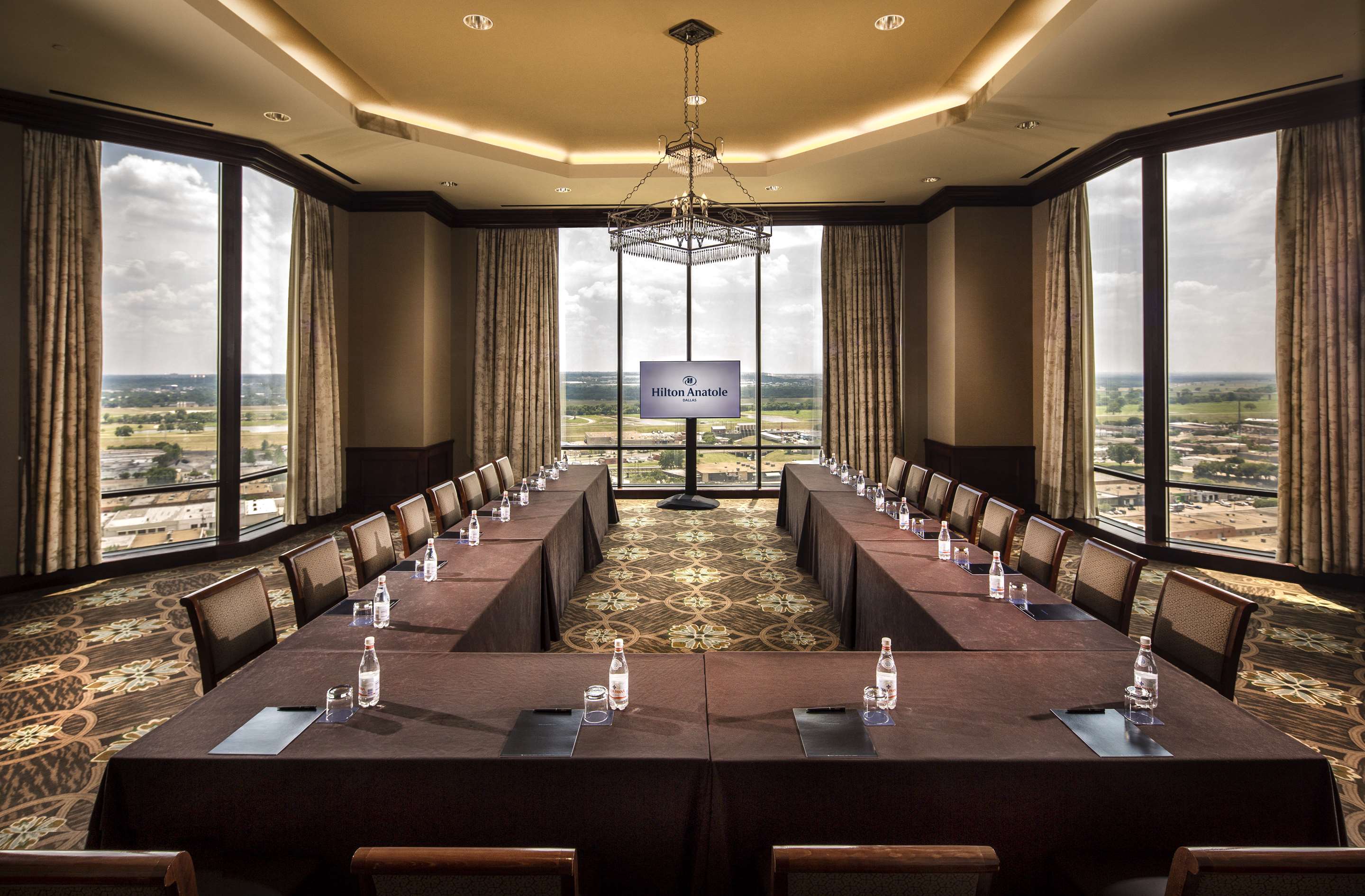 Meeting Room | Hilton Anatole