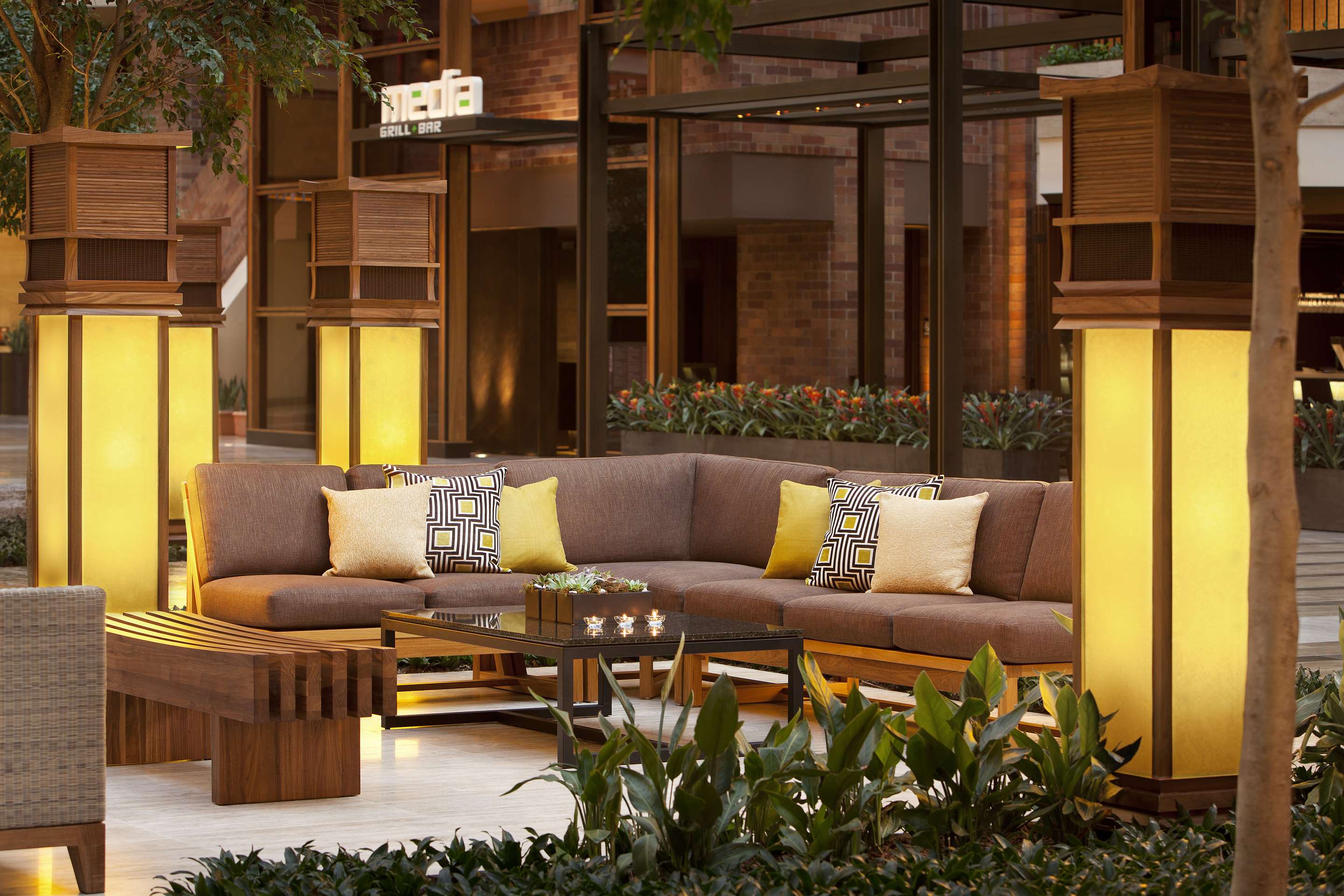 Lobby | Hilton Anatole