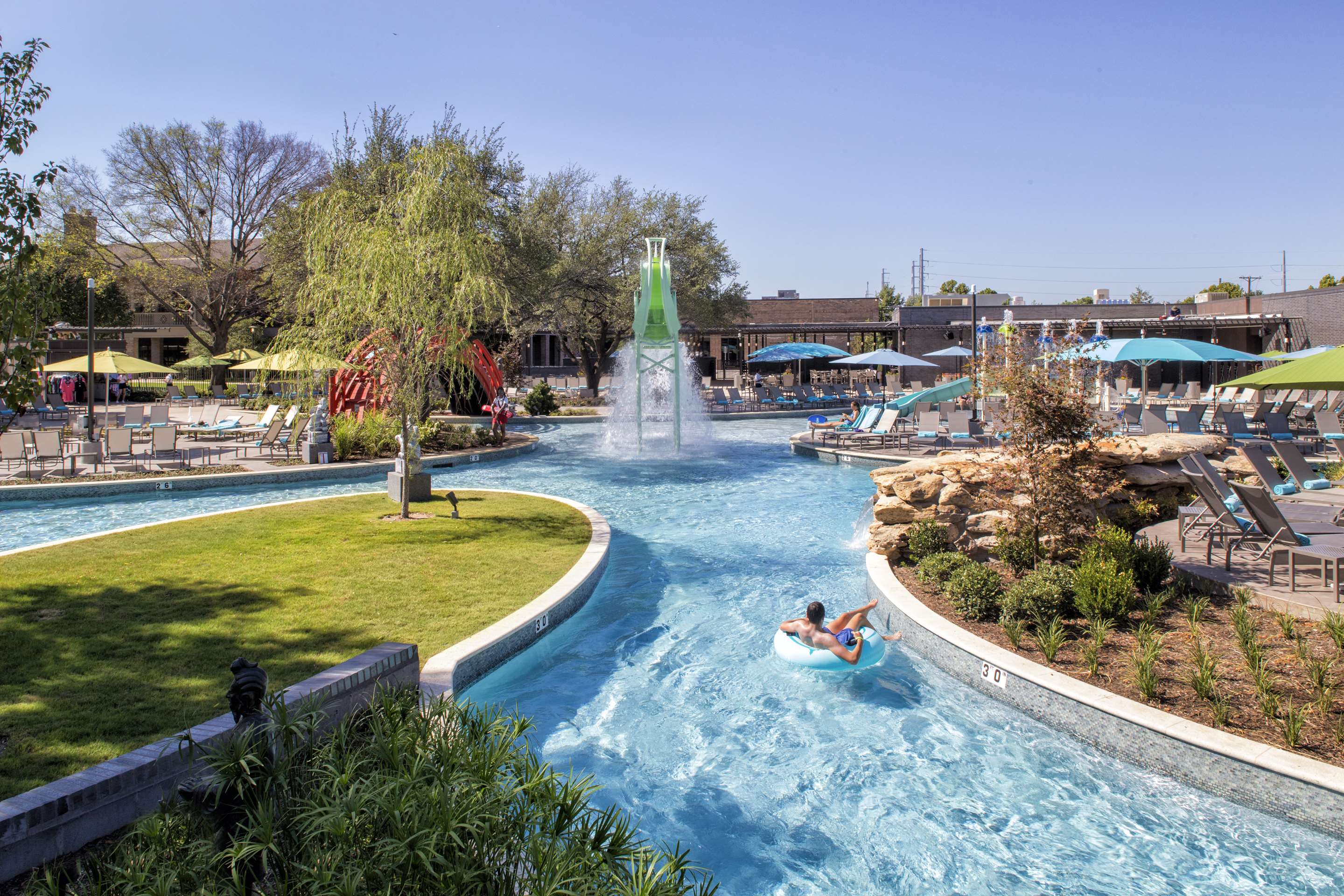Pool | Hilton Anatole