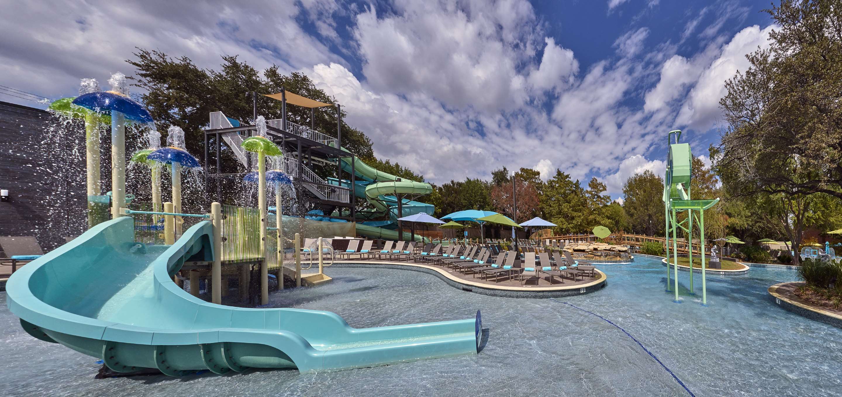 Pool | Hilton Anatole