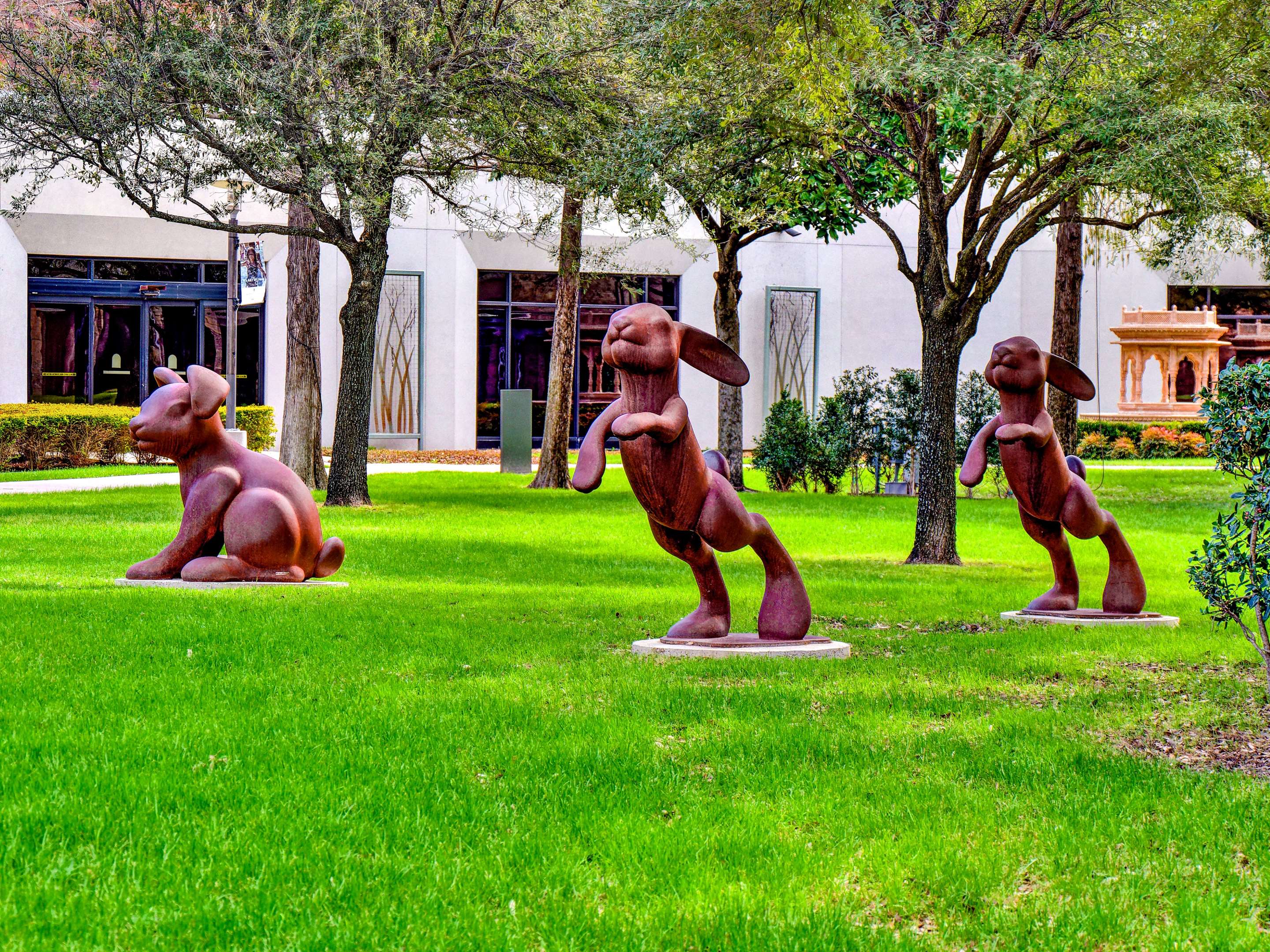 Exterior | Hilton Anatole