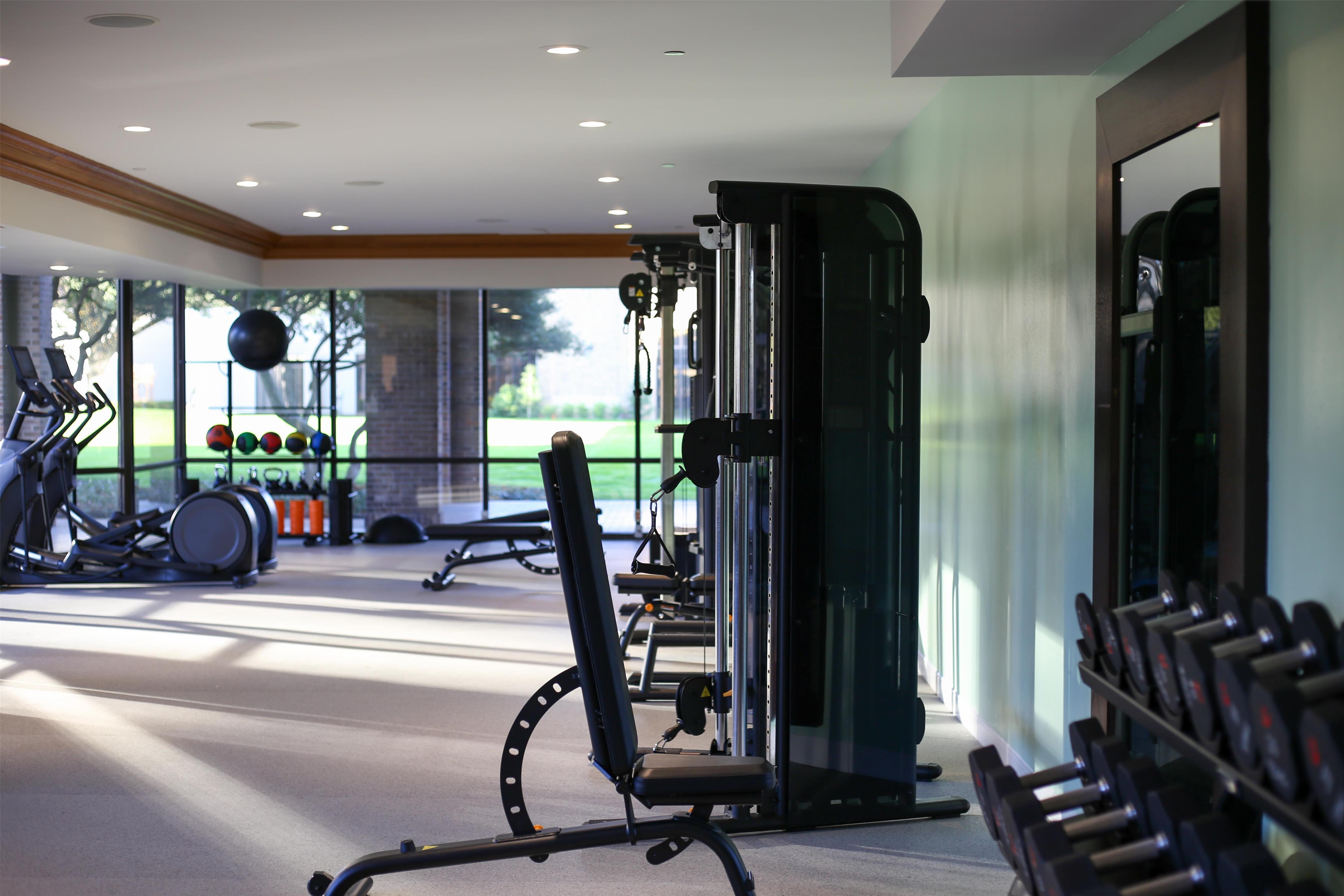 Health club fitness center gym | Hilton Anatole