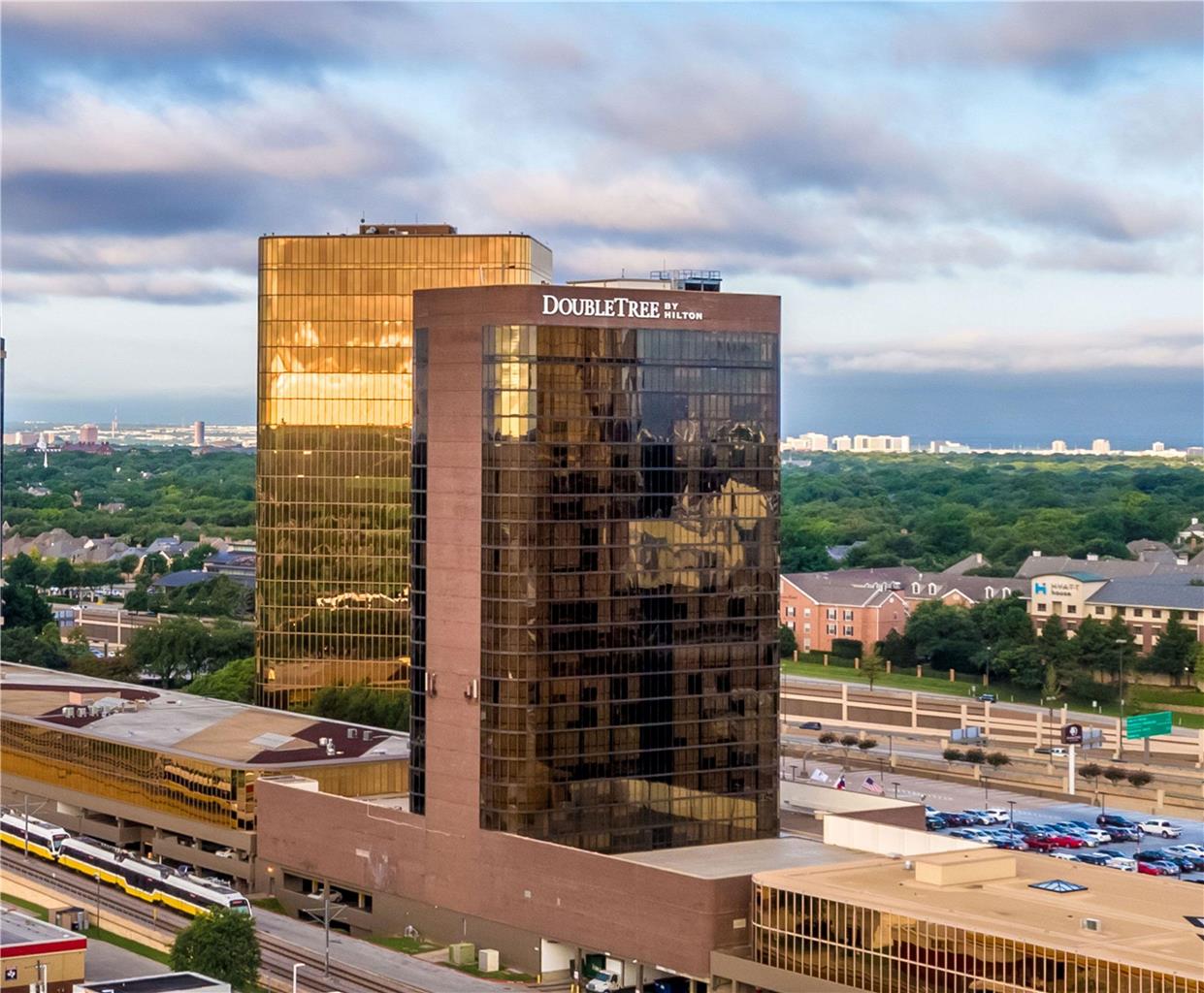DoubleTree Hotel Dallas-Campbell Centre